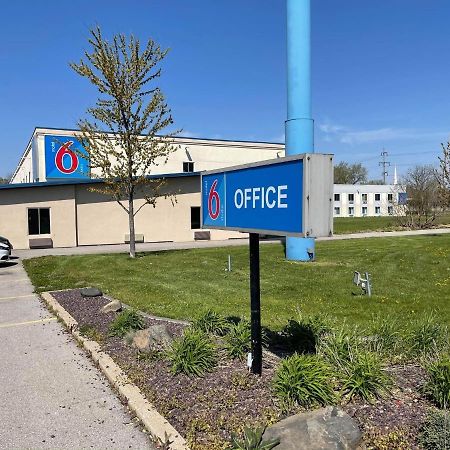 Studio 6 Peoria Il Luaran gambar