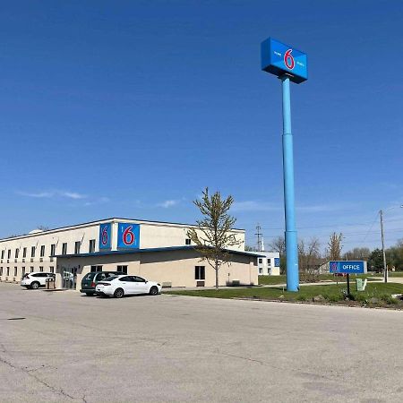 Studio 6 Peoria Il Luaran gambar